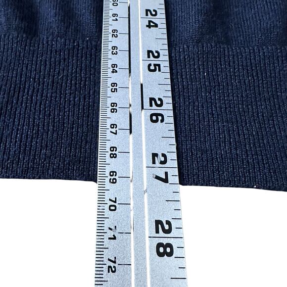 Untuckit Sweater Men’s Medium Blue 100% Merino Wool Long Sleeve V-Neck Pullover - Picture 9 of 10